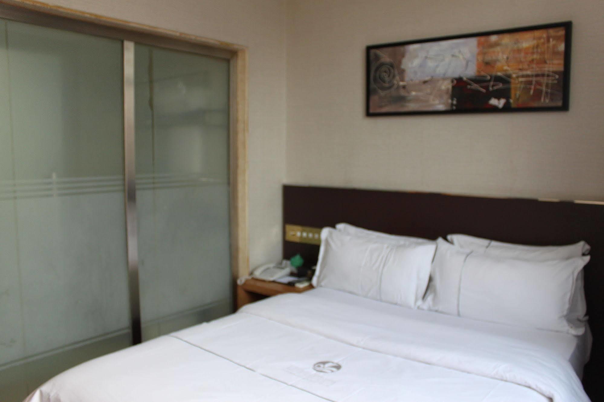 Insail Hotels Canton Esterno foto